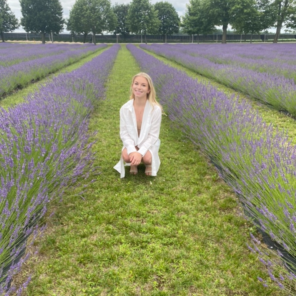 Meet your Posher, Michelle